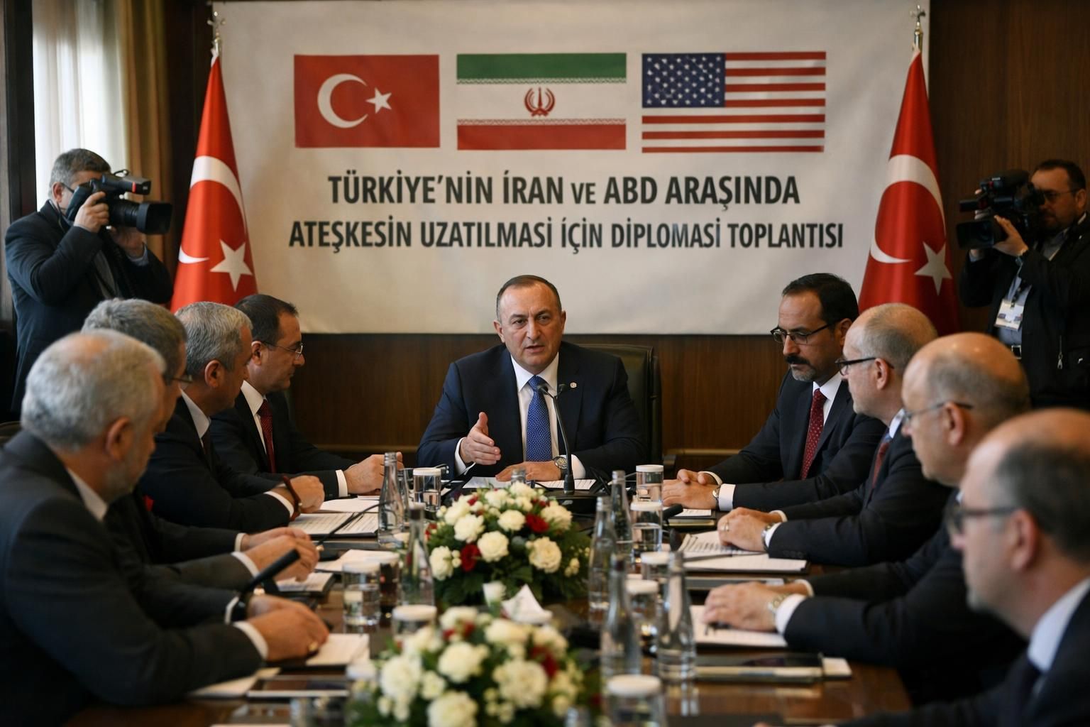 türkiye, i̇ran ile birlikte abd arasındaki ateşkesin uzatılması için aktif olarak çalıştığını duyurdu. bölgedeki barış ve istikrarı destekleyen bu girişimler hakkında detaylar.