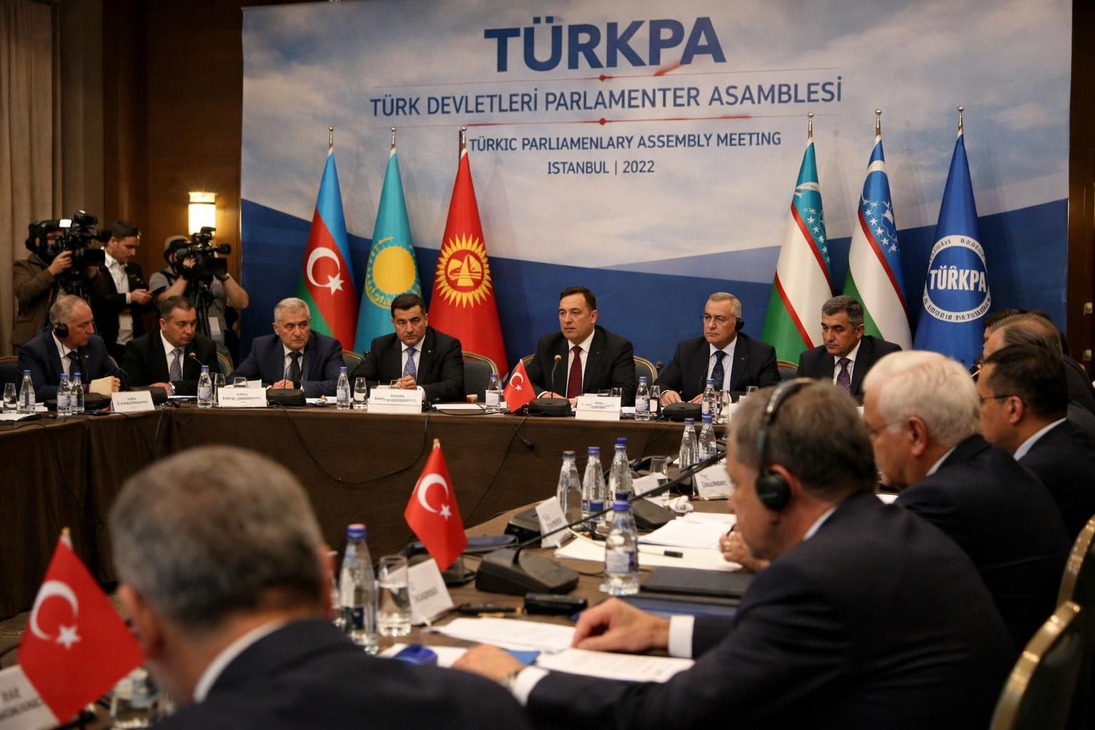 kurtulmuş, türkpa üyesi ülkelerin meclis başkanlarını i̇stanbul'da ağırlayarak iş birliği ve parlamenter dostluğu güçlendirdi.