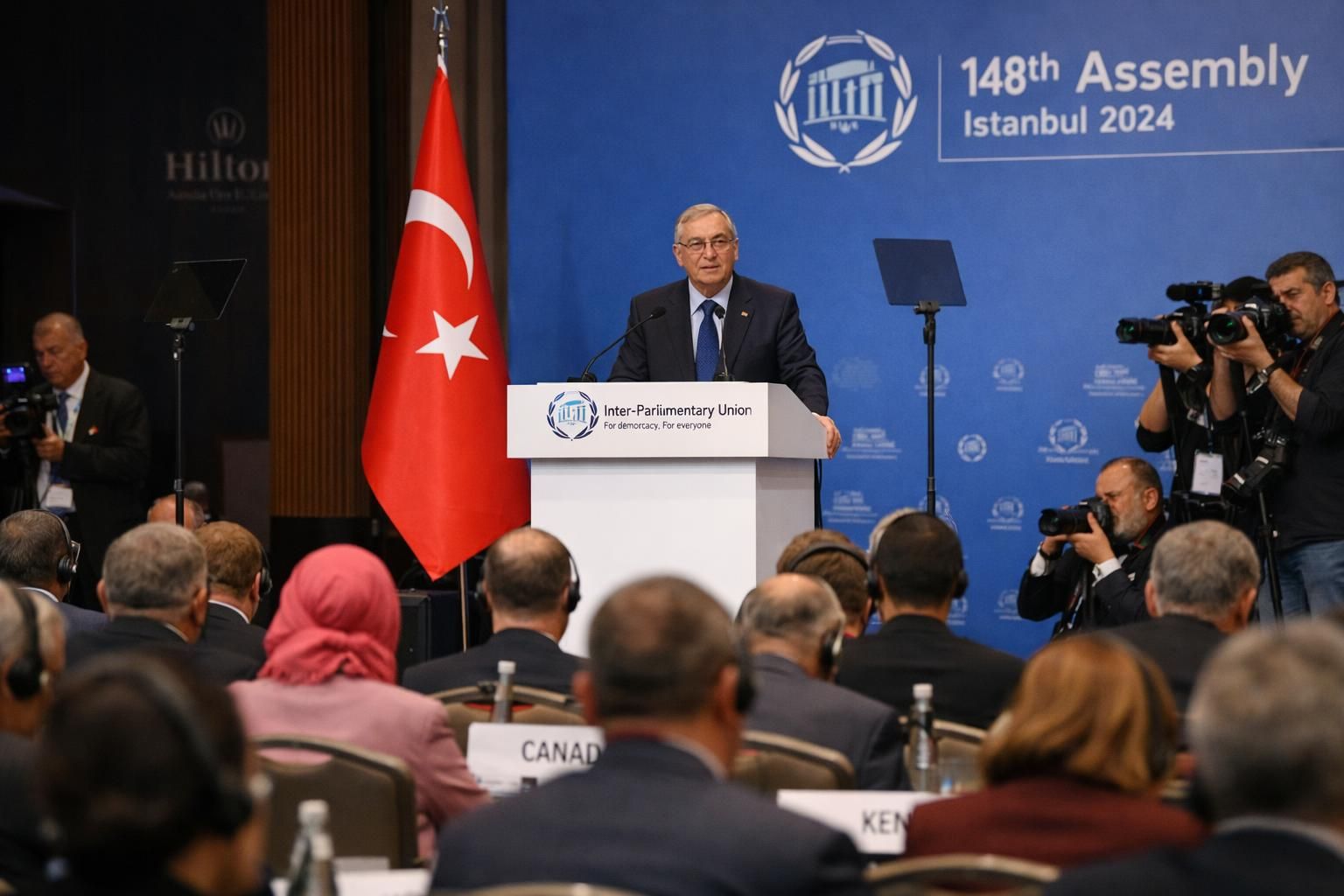 numan kurtulmuş, parlamentolar arası birlik'in 152. genel kurul başkanı olarak seçildi. bu önemli görevdeki liderliği ve parlamentolar arası işbirliğine katkıları hakkında detaylar.